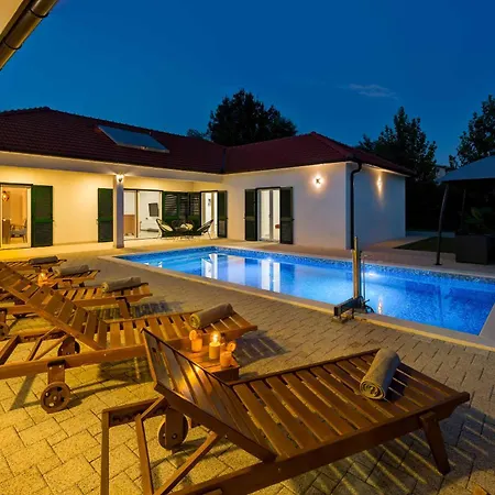 Great Escape * Sumet