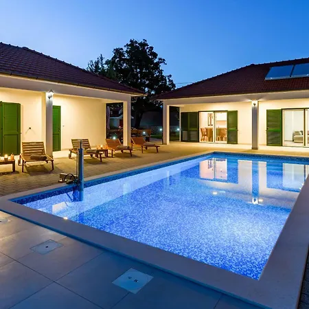 Great Escape Villa Sumet